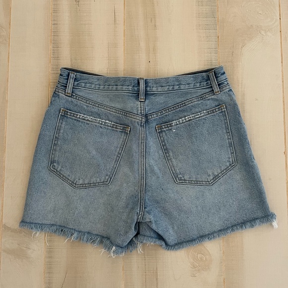 Abercrombie High Rise Light Wash Shorts - Picture 2 of 2